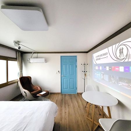 ג'גו Top Island Hotel מראה חיצוני תמונה