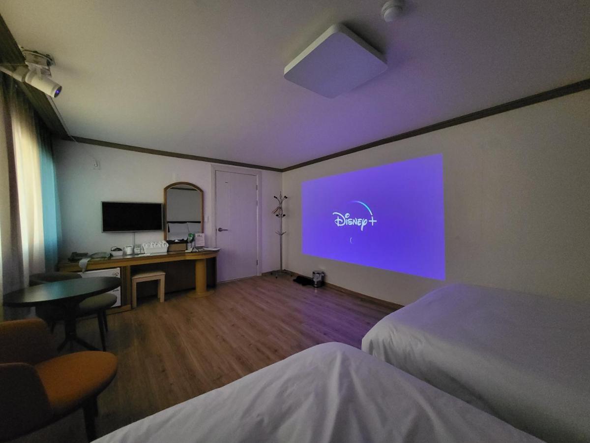 ג'גו Top Island Hotel מראה חיצוני תמונה