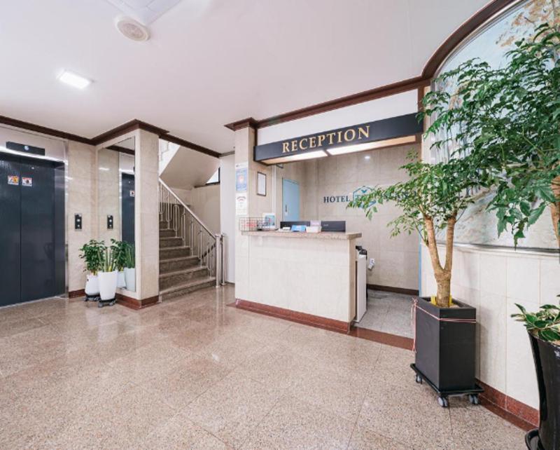 ג'גו Top Island Hotel מראה חיצוני תמונה